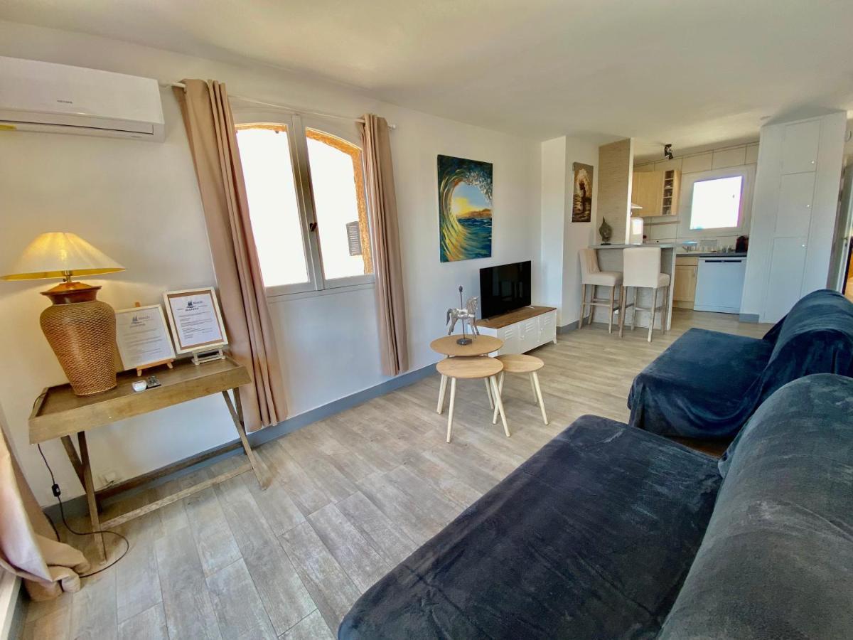Appartement Les marines, 2min Plage, accès direct port à Cogolin Extérieur photo