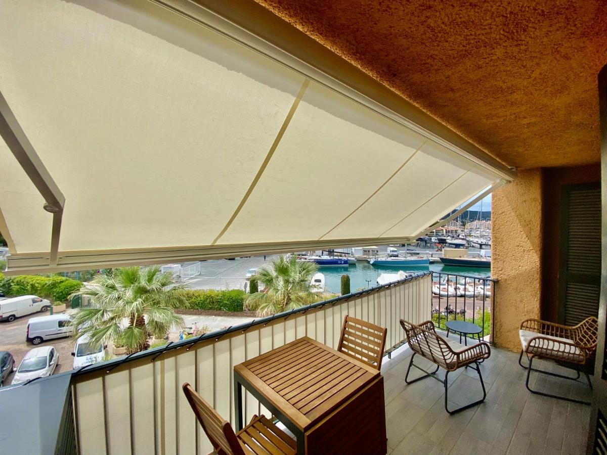 Appartement Les marines, 2min Plage, accès direct port à Cogolin Extérieur photo